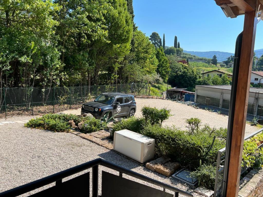 Garda 33 Caprino Veronese Apartment ภายนอก รูปภาพ