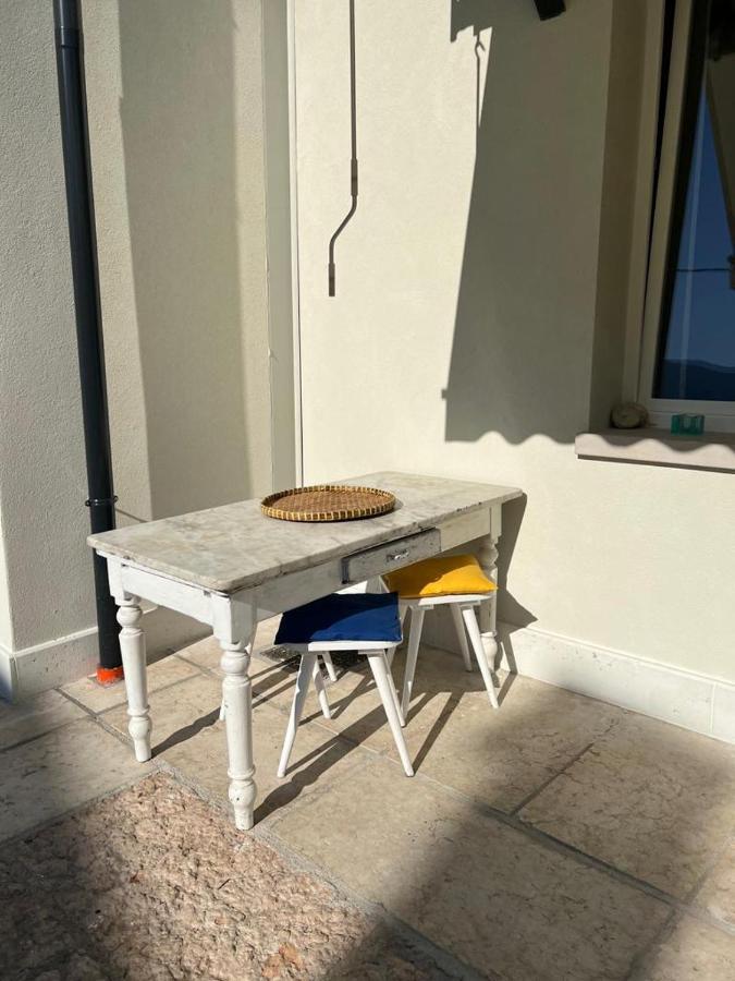 Garda 33 Caprino Veronese Apartment ภายนอก รูปภาพ