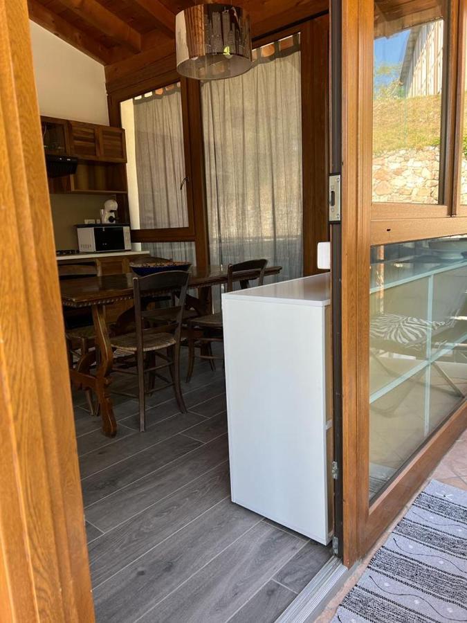Garda 33 Caprino Veronese Apartment ภายนอก รูปภาพ