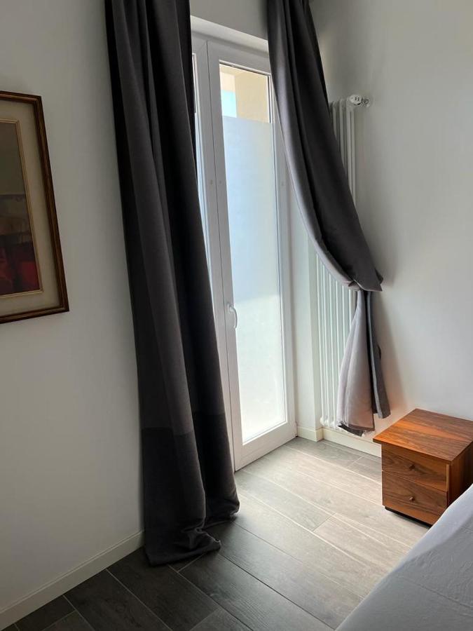 Garda 33 Caprino Veronese Apartment ภายนอก รูปภาพ
