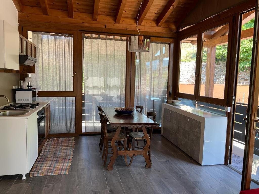 Garda 33 Caprino Veronese Apartment ภายนอก รูปภาพ